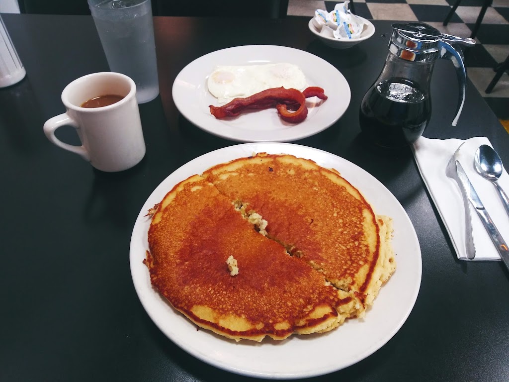 City Diner | restaurant | 301 Grand Blvd, Kansas City, MO 64106, USA | 8164715121 OR +1 816-471-5121