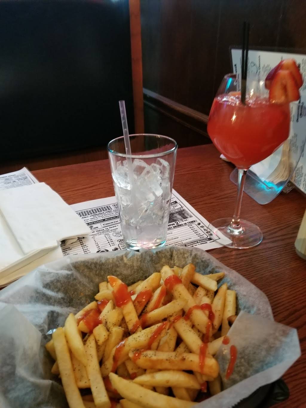 Roxborough Seafood House | restaurant | 601 Jamestown Ave, Philadelphia, PA 19128, USA | 2674372524 OR +1 267-437-2524