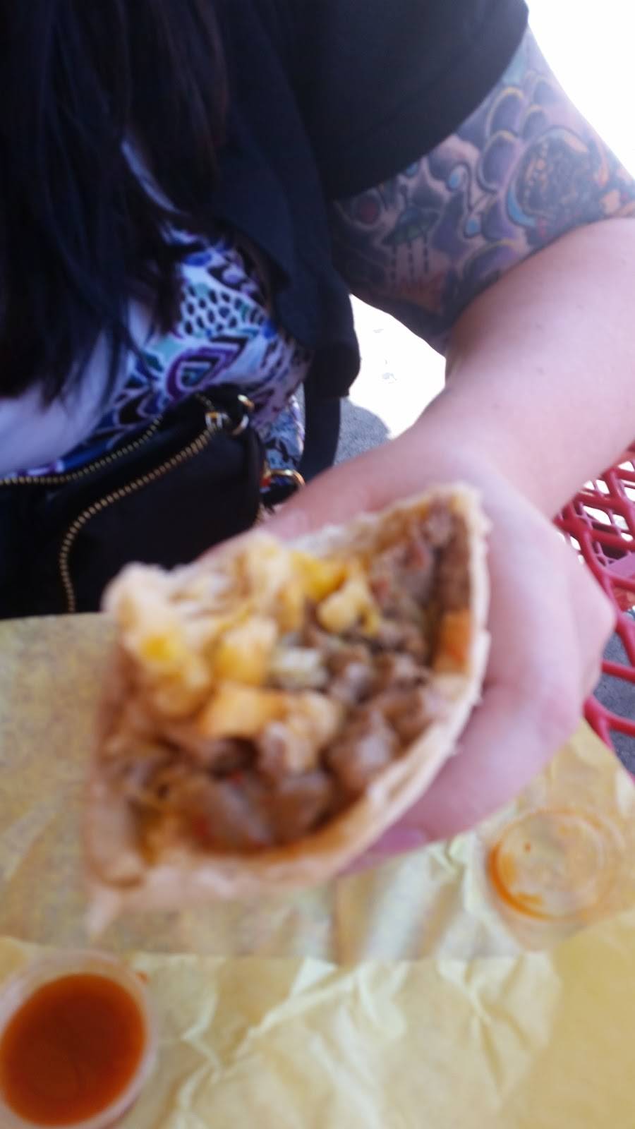 Aibertos Taco Shop | restaurant | 3894 41st St, San Diego, CA 92105, USA | 6196406810 OR +1 619-640-6810