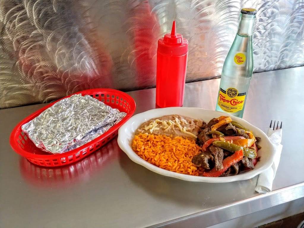 VISITA MARAVATIO RESTAURANTE | restaurant | 1621 W 43rd St, Chicago, IL 60609, USA | 7737124263 OR +1 773-712-4263