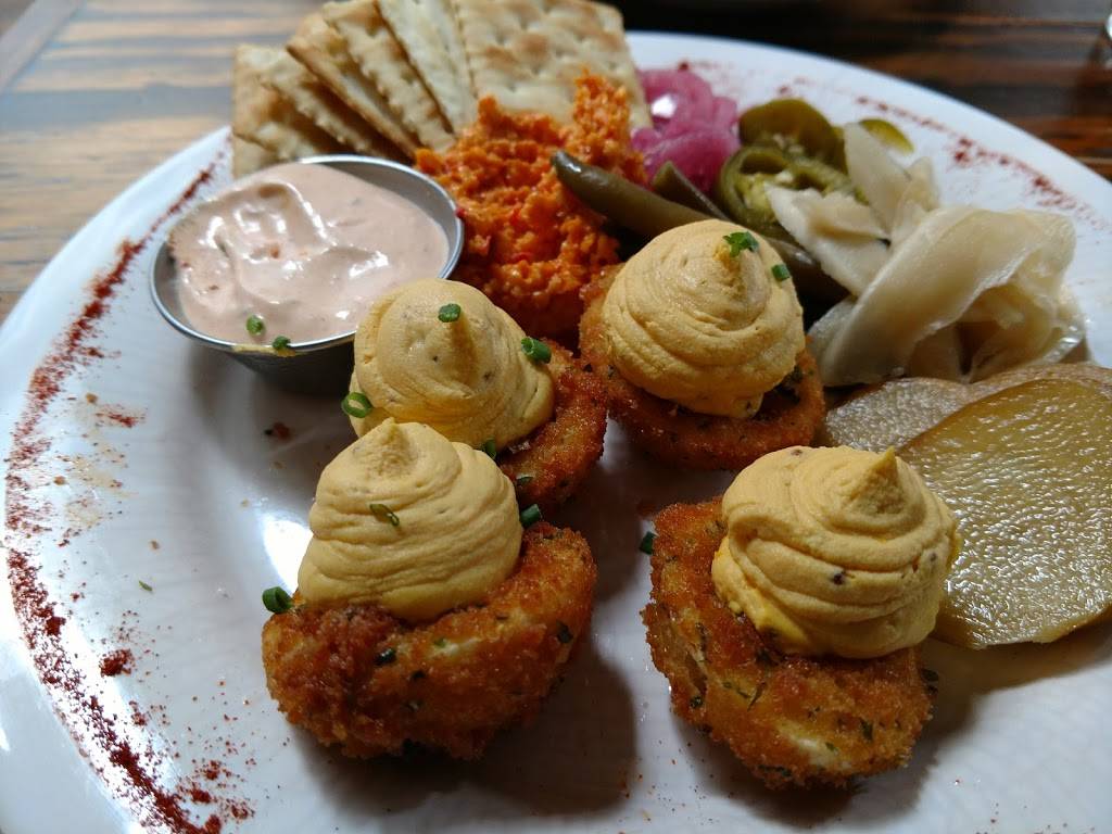 Northern Bell | restaurant | 612 Metropolitan Ave, Brooklyn, NY 11211, USA | 7183889040 OR +1 718-388-9040