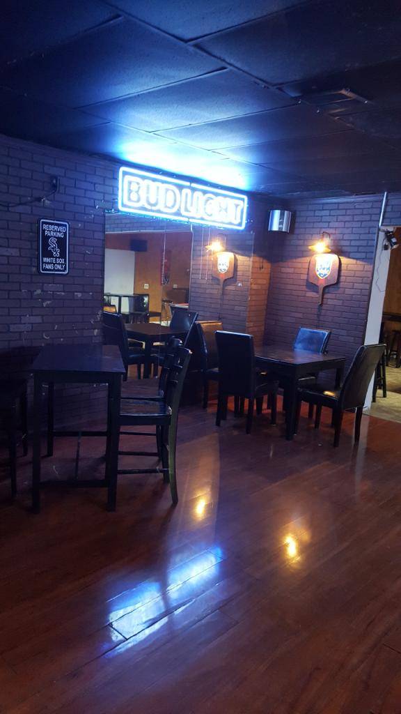 Tequila Sports Bar | restaurant | 2408 E Sauk Trail, Sauk Village, IL 60411, USA | 7088982413 OR +1 708-898-2413