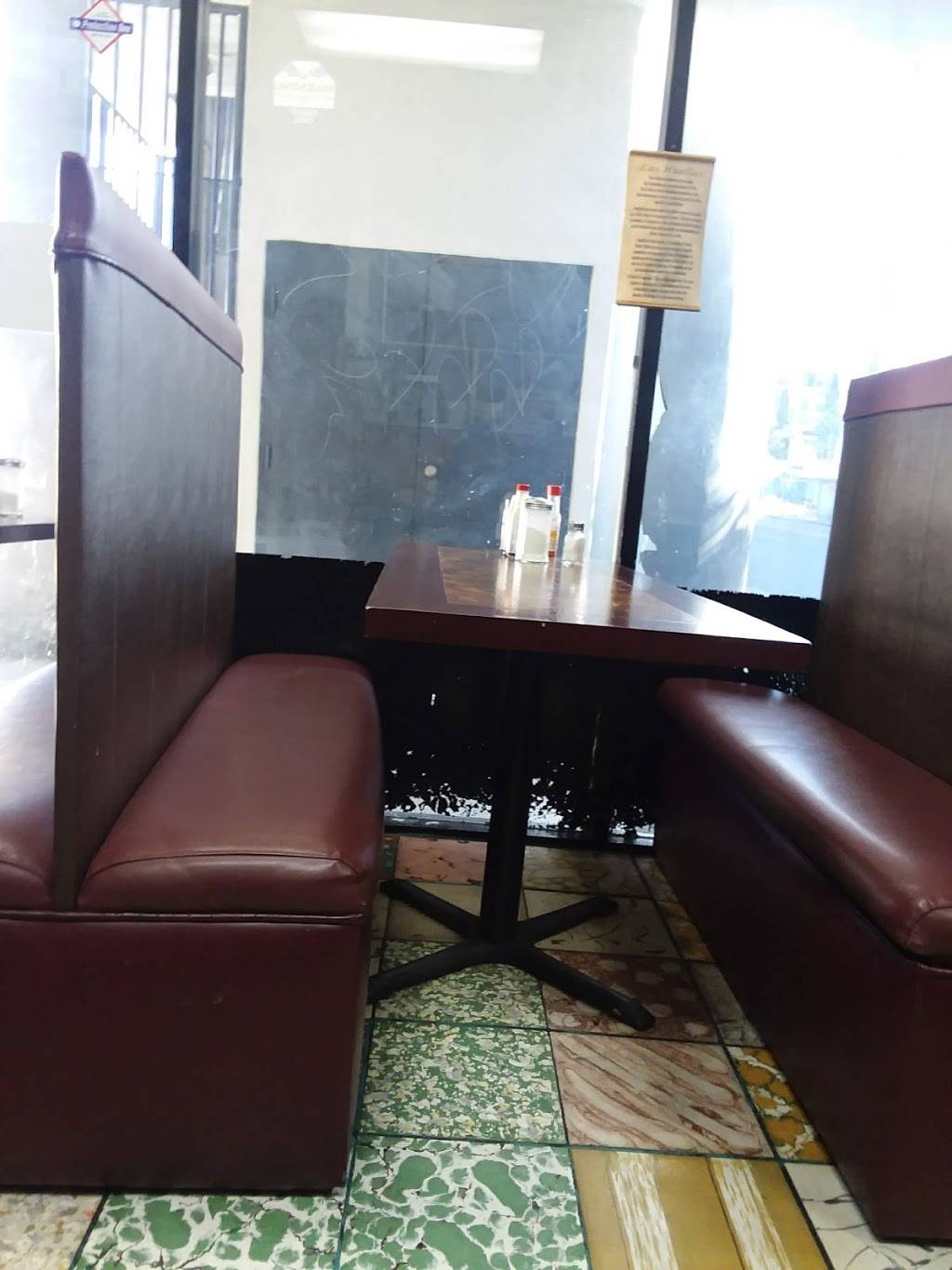 El Majahual Pupuseria | restaurant | 1925 W Temple St # 101, Los Angeles, CA 90026, USA | 2134846060 OR +1 213-484-6060