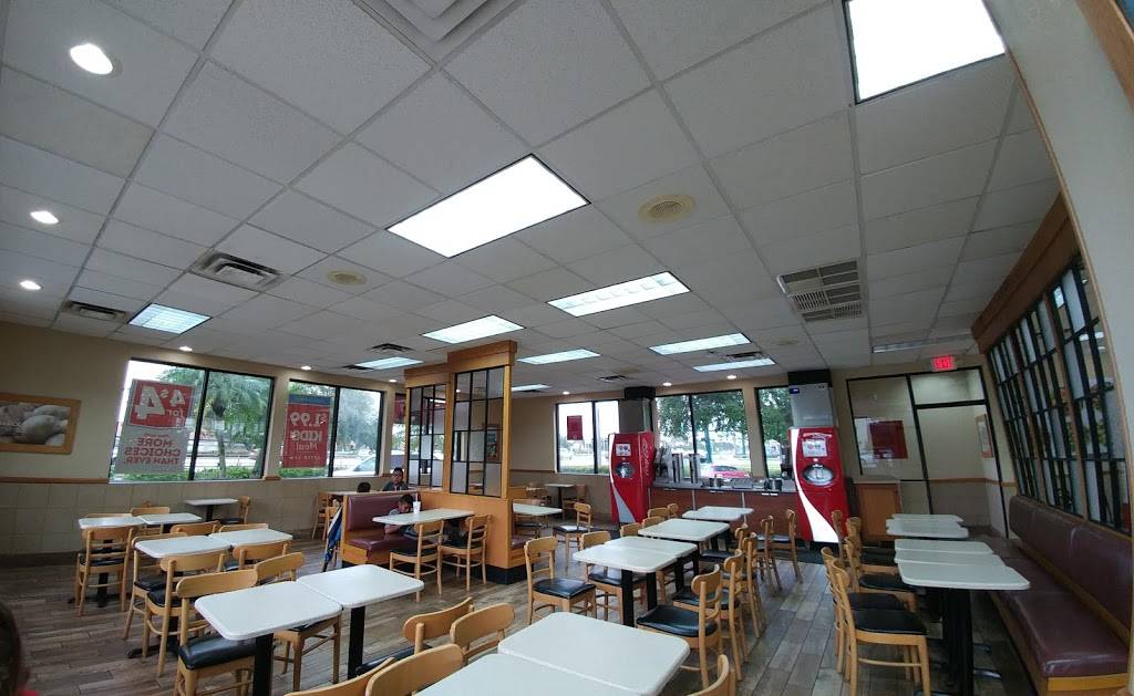 Wendys | restaurant | 10941 Airport Road, Naples, FL 34109, USA | 2395920888 OR +1 239-592-0888
