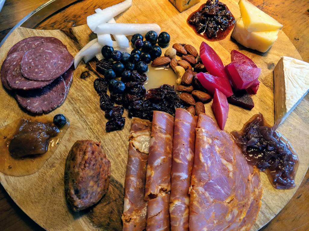 Longtable Beer Cafe | restaurant | 7545 Hubbard Ave, Middleton, WI 53562, USA | 6088412337 OR +1 608-841-2337