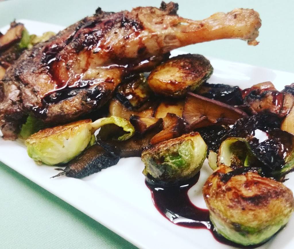 Red Circle Inn and Bistro | restaurant | N44W33013 Watertown Plank Rd, Nashotah, WI 53058, USA | 2623674883 OR +1 262-367-4883