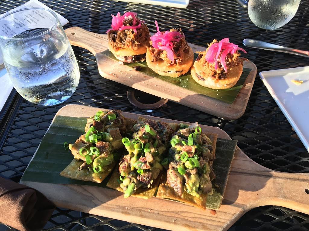 Baru Bistro & Tapas | restaurant | 3700 Magazine St, New Orleans, LA 70115, USA | 5048952225 OR +1 504-895-2225