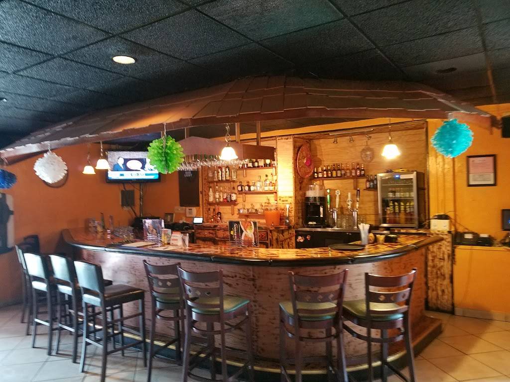 Los Riveras | restaurant | 700 N Koeller St, Oshkosh, WI 54902, USA | 9202352220 OR +1 920-235-2220