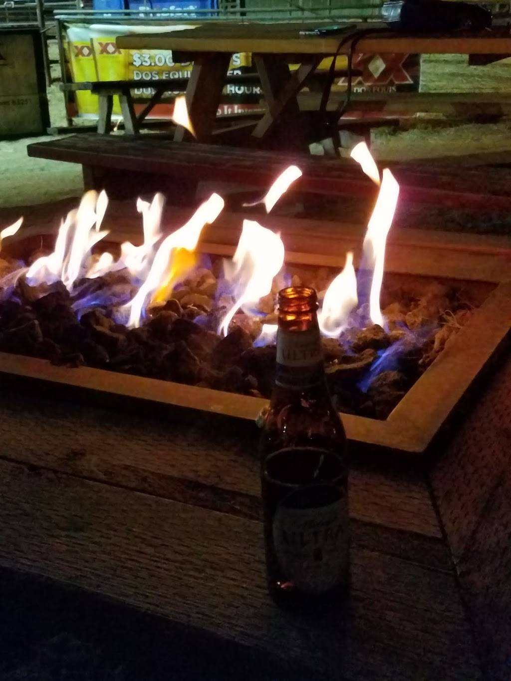 Outlaws | restaurant | 6705 E Cave Creek Rd, Cave Creek, AZ 85331, USA | 4804883785 OR +1 480-488-3785