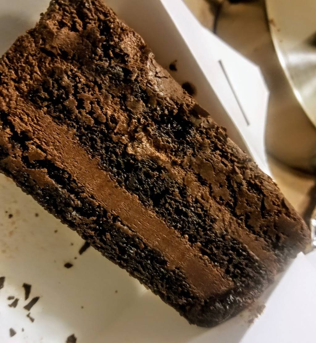 Bella Luna Pizza and Pasta | restaurant | 2313, 243 SW 153rd St, Burien, WA 98166, USA | 2062443634 OR +1 206-244-3634