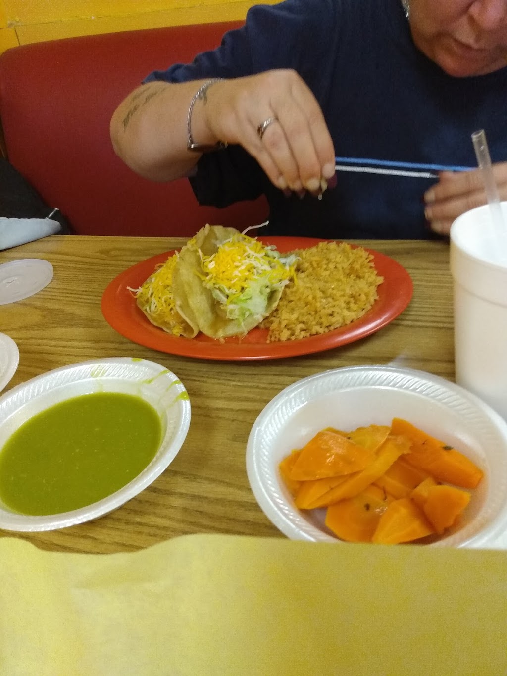 Jimmys Burgers | restaurant | 967 Hancock Rd #15, Bullhead City, AZ 86442, USA | 9287586050 OR +1 928-758-6050