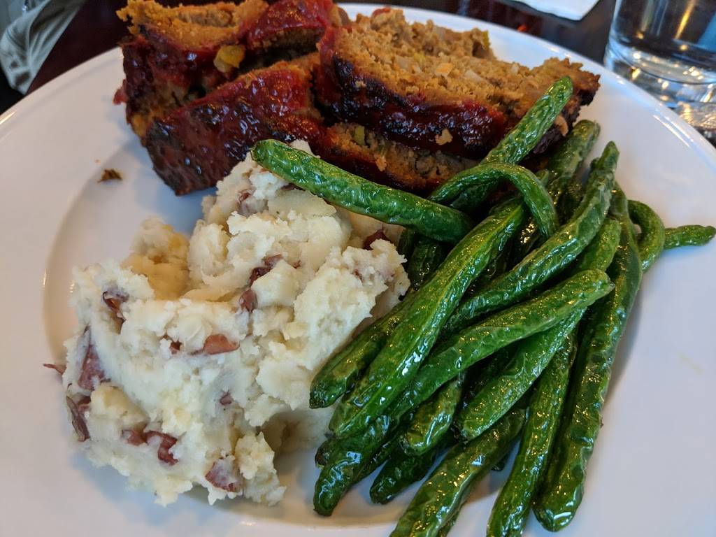 Hastings Public House | restaurant | 2015 Westview Dr, Hastings, MN 55033, USA | 6513792018 OR +1 651-379-2018