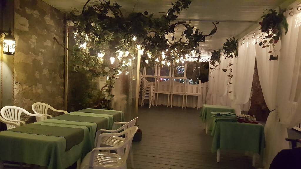 Restaurant Les Petits Fils dAlice | restaurant | 1506 Chemin dOka, Deux-Montagnes, QC J7R 1M8, Canada | 4504910653 OR +1 450-491-0653