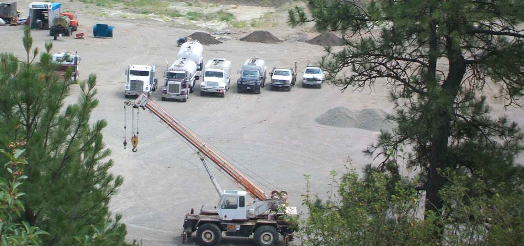 Pine Grove Junction | restaurant | 16267 WA-21, Republic, WA 99166, USA | 5097753304 OR +1 509-775-3304