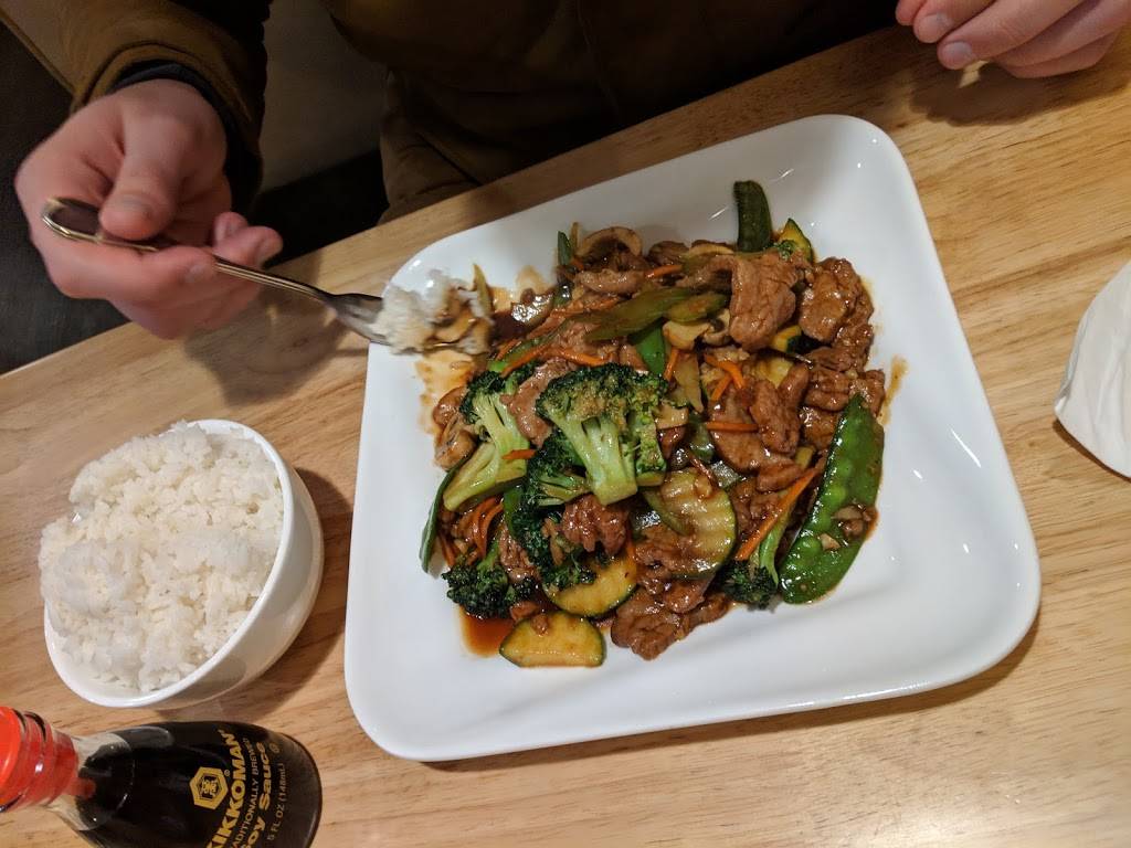 Chens Family Dish | restaurant | 2138 Lancaster Dr NE #139, Salem, OR 97305, USA | 5035889800 OR +1 503-588-9800