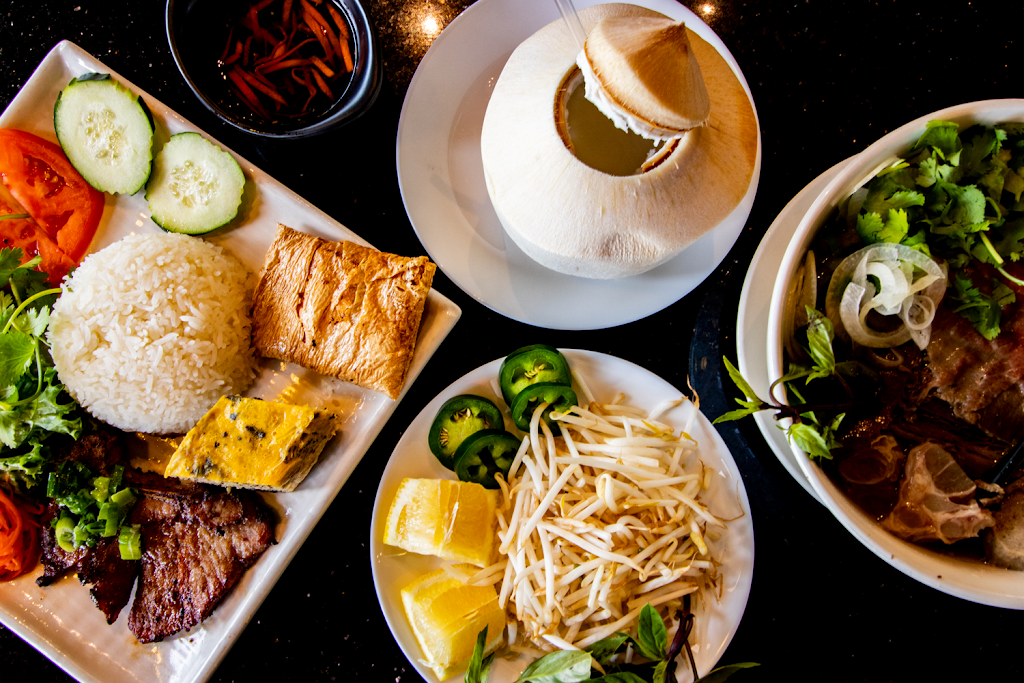 Redhill Plaza | shopping mall | 1386-1490 1386, 1490 E Foothill Blvd, Upland, CA 91786, USA | 9099312900 OR +1 909-931-2900