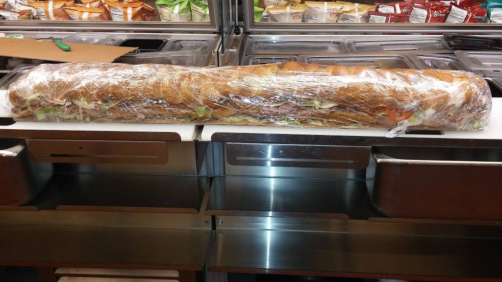 Subway Restaurants | restaurant | 19438 Cortez Blvd, Brooksville, FL 34601, USA | 3527997047 OR +1 352-799-7047