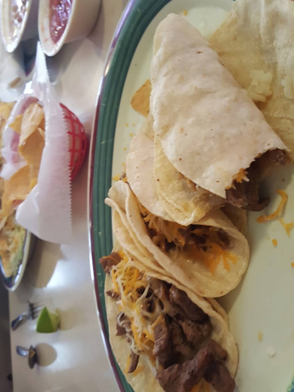 La Casa Del Rey Mexican Restaurant | restaurant | 7035 E 72nd Ave, Commerce City, CO 80022, USA | 3032877480 OR +1 303-287-7480