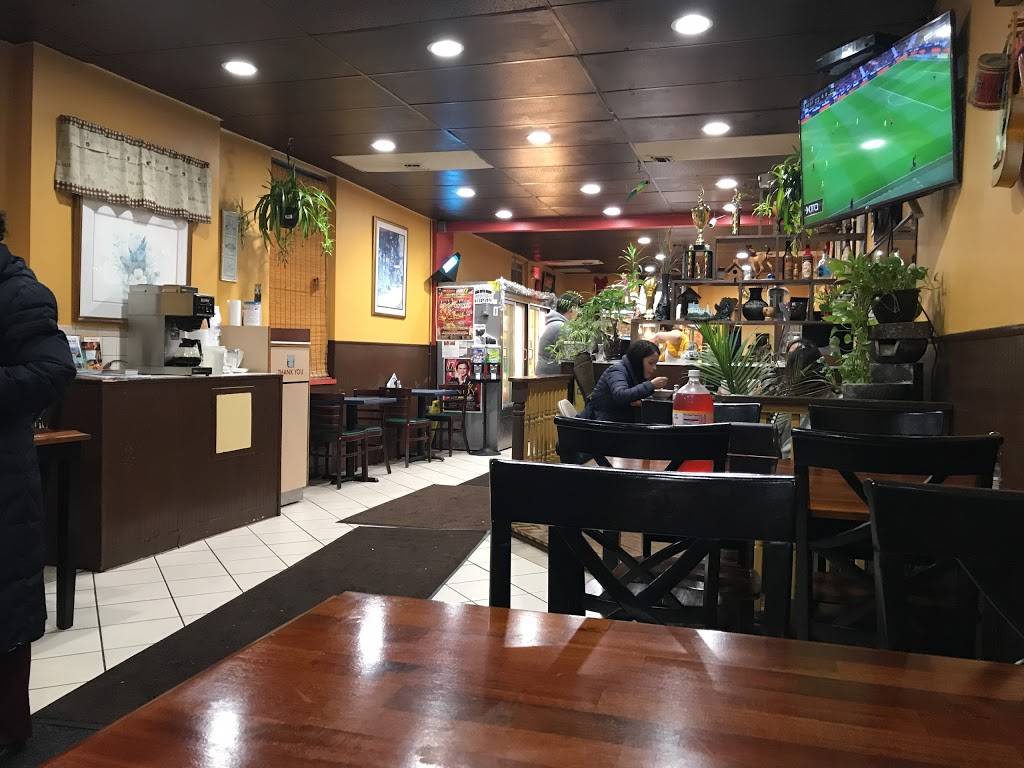 El Sabor Del Pueblo | restaurant | 430 Main St, Center Moriches, NY 11934, USA | 6319098635 OR +1 631-909-8635