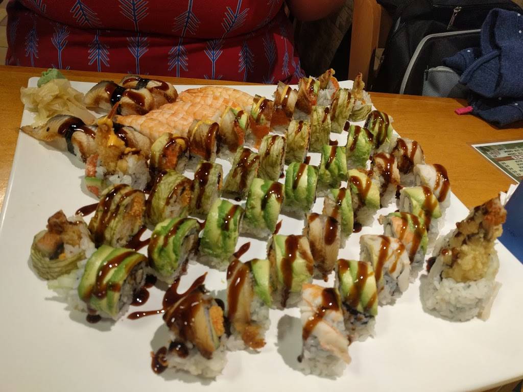 Sushi Village | restaurant | 1820 Evelyn Byrd Ave #110, Harrisonburg, VA 22801, USA | 5405689880 OR +1 540-568-9880