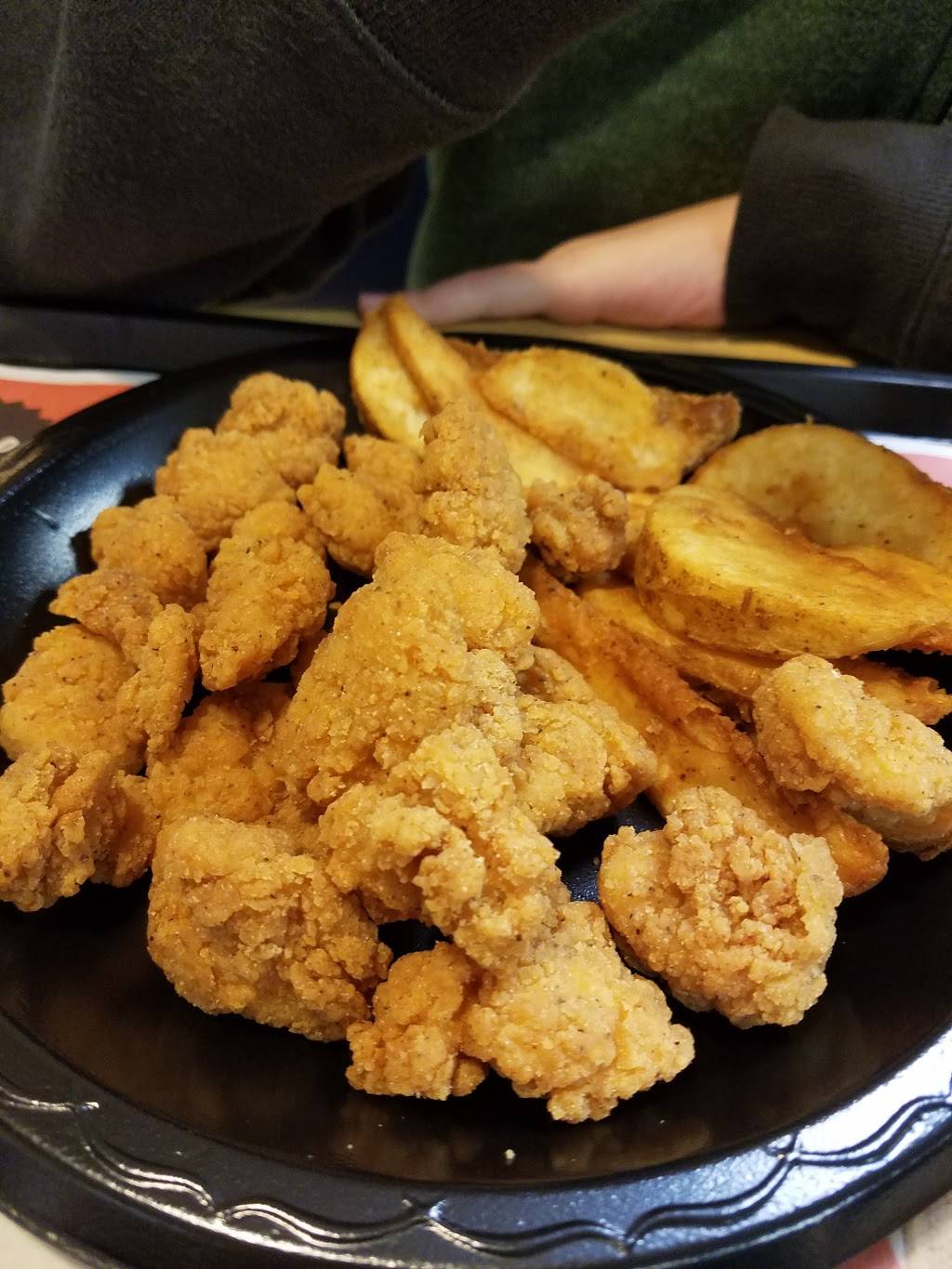 KFC | restaurant | 5130 Foothills Blvd, Roseville, CA 95747, USA | 9167829333 OR +1 916-782-9333