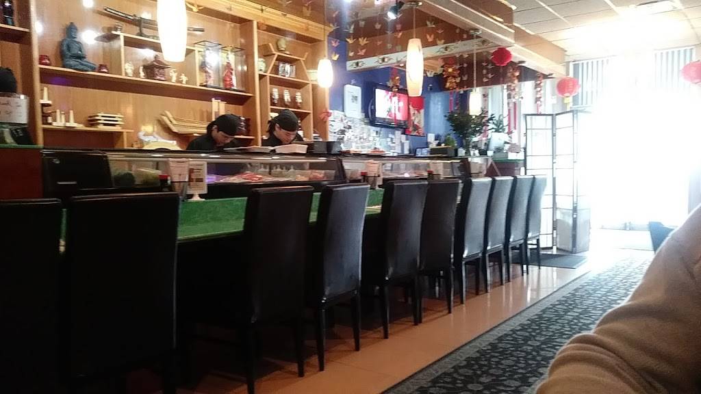 Sushi Express | restaurant | 220 Captain Thomas Blvd, West Haven, CT 06516, USA | 2039332888 OR +1 203-933-2888