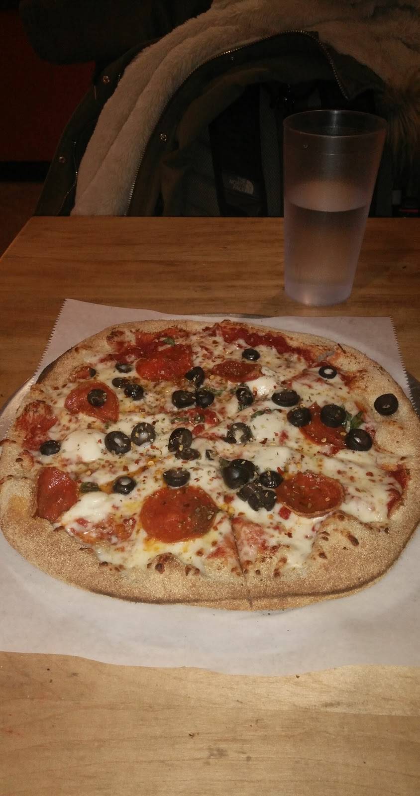 Zorbas Restaurant | restaurant | 627 E Green St, Champaign, IL 61820, USA | 2173440710 OR +1 217-344-0710