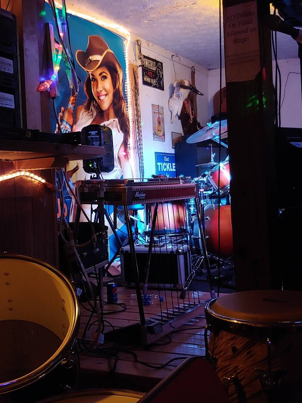 Gatrells Inc | restaurant | 8059 Florence Ave, Virgilina, VA 24598, USA | 4345853446 OR +1 434-585-3446