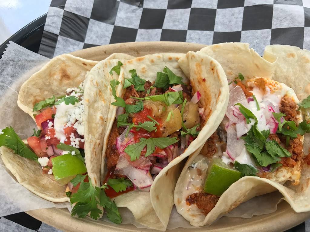 Santa Rosa Taqueria | restaurant | 313 Pennsylvania Ave SE, Washington, DC 20003, USA | 2024504800 OR +1 202-450-4800