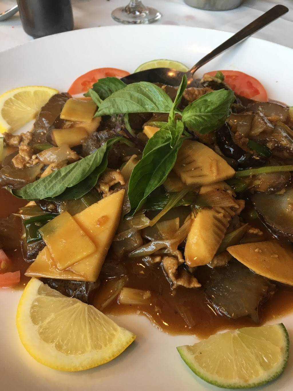 Hunan Village II | restaurant | 222 E Hartsdale Ave, Hartsdale, NY 10530, USA | 9144723838 OR +1 914-472-3838