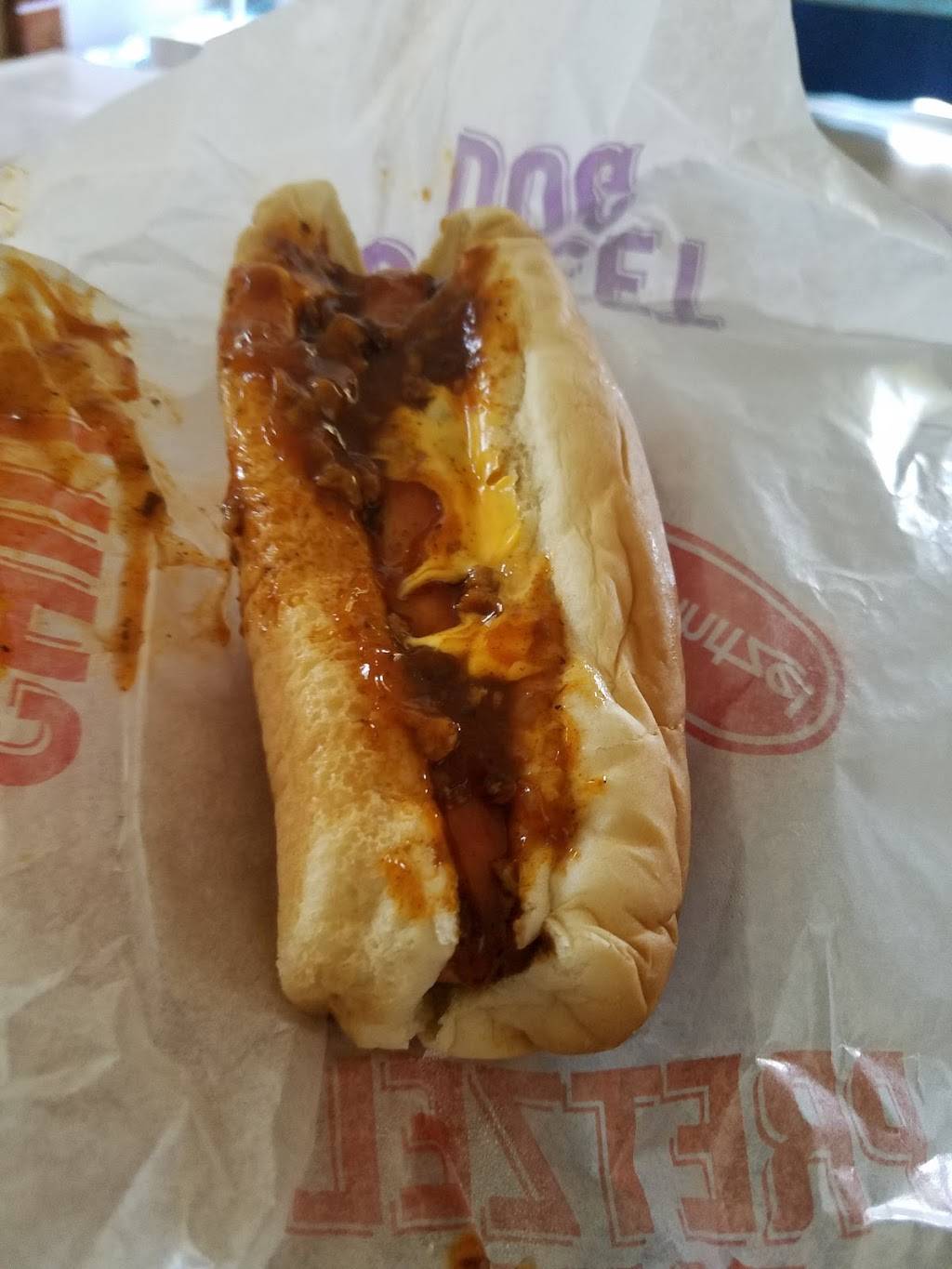 Wienerschnitzel | restaurant | 14524 Baseline Ave, Fontana, CA 92336, USA | 9093553035 OR +1 909-355-3035