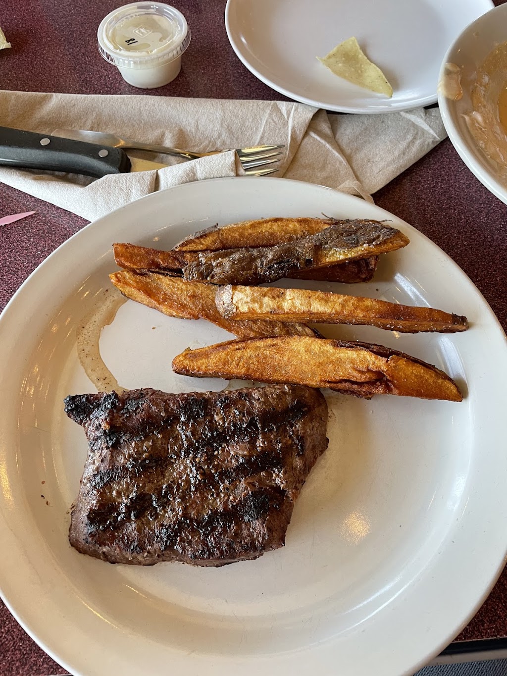 The River Waterfront Steak & Grill | restaurant | 50 Riverbank Rd, Batesville, AR 72501, USA | 8707937000 OR +1 870-793-7000