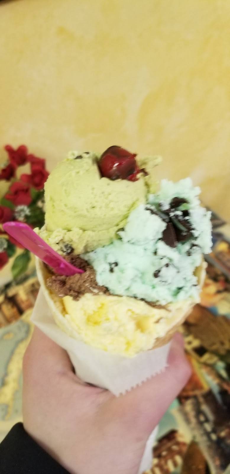 Jeannes Gelato & More | cafe | 2003 Lincoln Ave, Evansville, IN 47714, USA | 8124798272 OR +1 812-479-8272