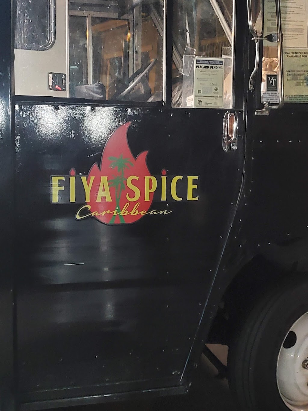 Fiya Spice Caribbean | restaurant | 76 Narcissus Ct, Oakley, CA 94561, USA | 5106863325 OR +1 510-686-3325