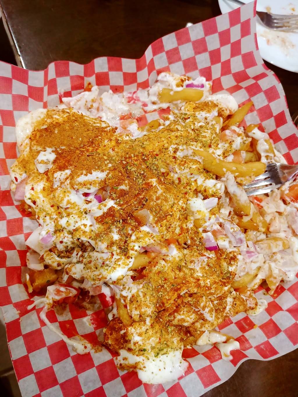 Wing House | restaurant | 365 Westwood Dr, Cobourg, ON K9A 4M5, Canada | 2892521888 OR +1 289-252-1888