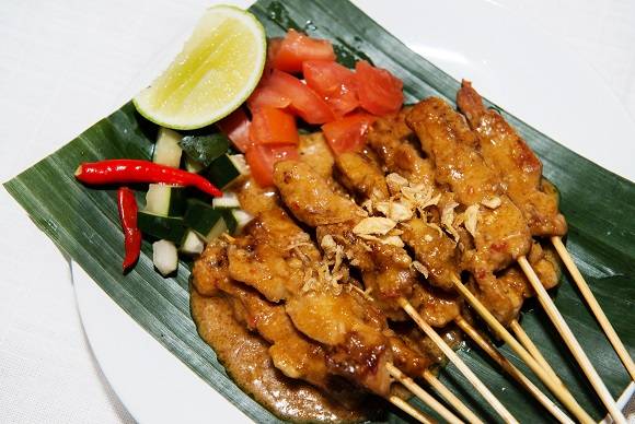 Waroeng Jajanan​ | restaurant | i 22315, Hwy 99, Edmonds, WA 98026, USA | 4254127025 OR +1 425-412-7025