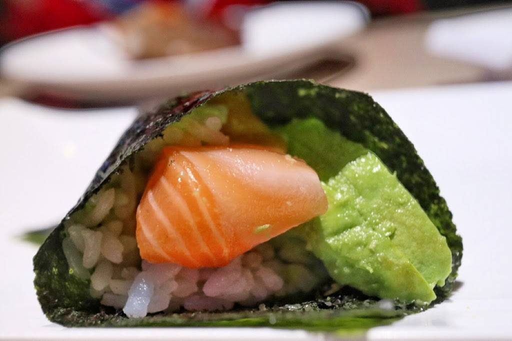 168 Sushi Buffet | restaurant | 2366 Dundas St W, Mississauga, ON L5K 1R7, Canada | 9058238818 OR +1 905-823-8818