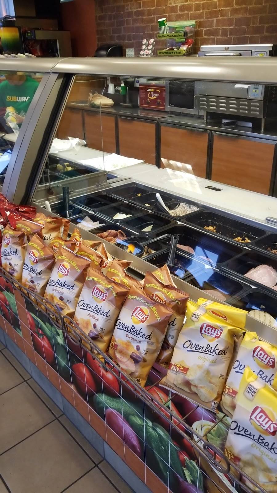 Subway Restaurants | restaurant | Oak Grove Center, 23070 Oakgrove Rd Unit 155, Sterling, VA 20166, USA | 7034373027 OR +1 703-437-3027