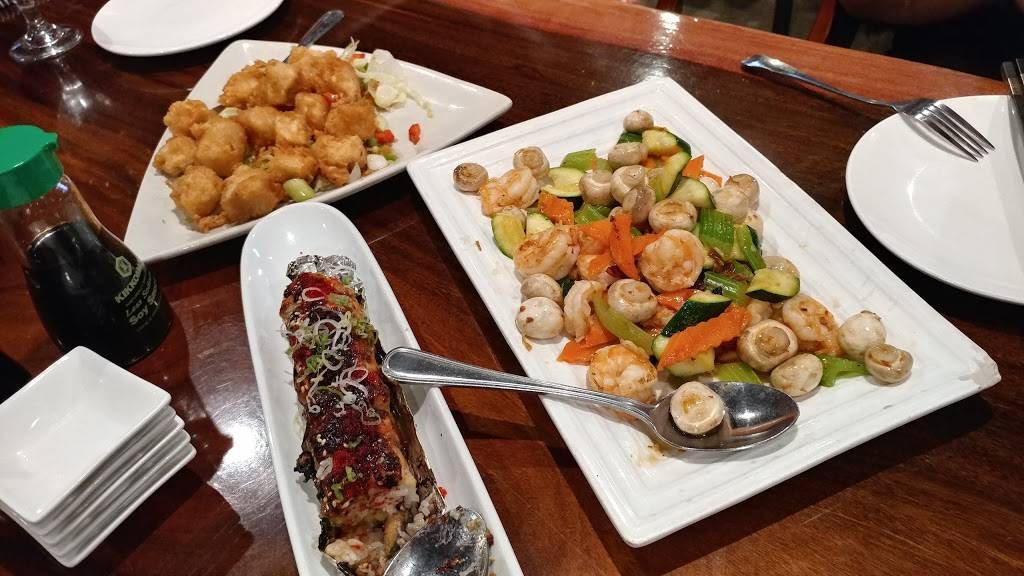 Genghix Asian Fusion | restaurant | 20855 Redwood Rd, Castro Valley, CA 94546, USA | 5105373862 OR +1 510-537-3862