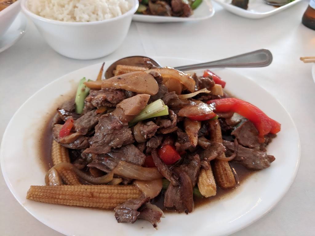 SriPraPhai | restaurant | 280 Hillside Avenue, Williston Park, NY 11596, USA | 5162803779 OR +1 516-280-3779