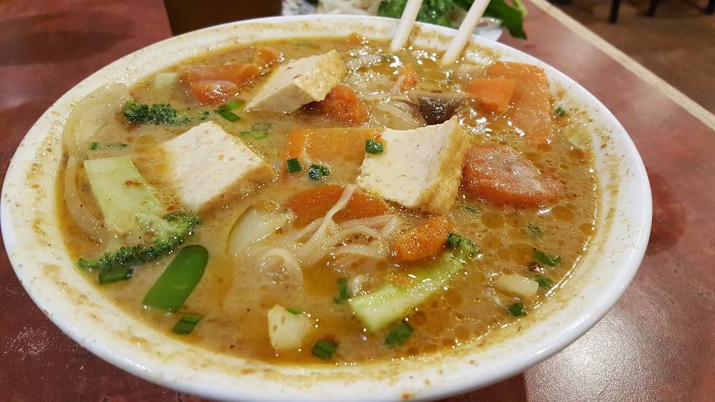 Pho Que Huong | restaurant | 7447 N MacArthur Blvd, Irving, TX 75063, USA | 9728691935 OR +1 972-869-1935