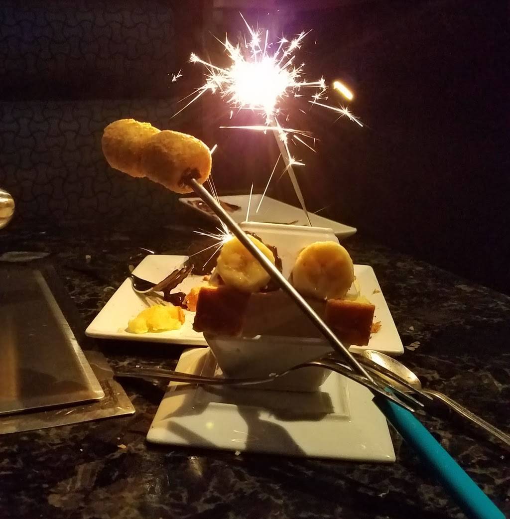 The Melting Pot | restaurant | 24741 Cedar Rd, Lyndhurst, OH 44124, USA | 2163812700 OR +1 216-381-2700
