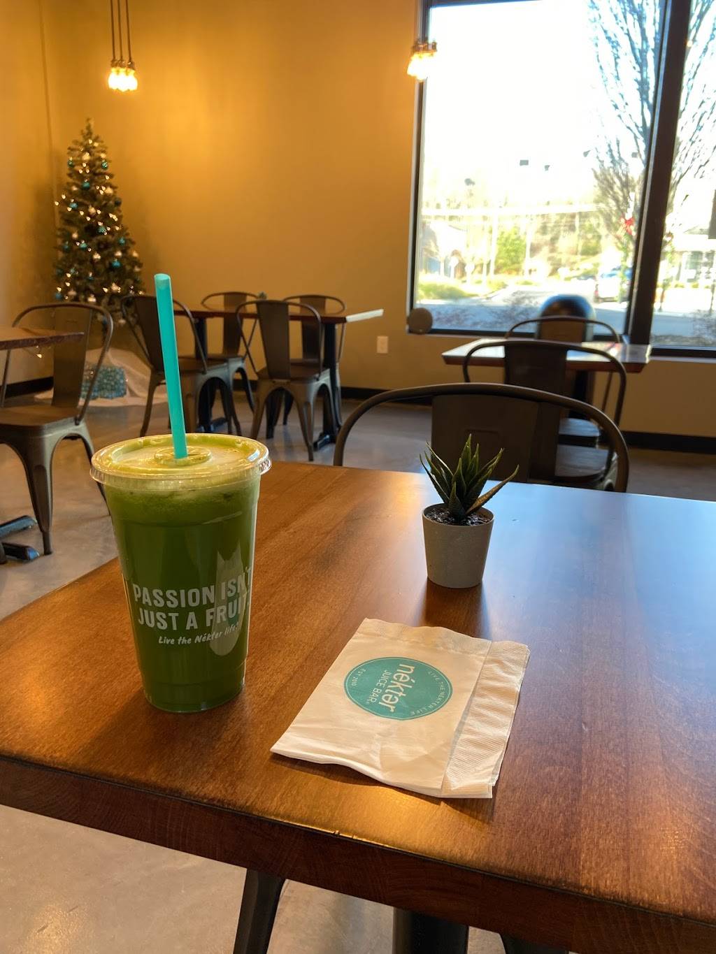 Nekter Juice Bar | cafe | 2920 Sherman Oak Pl Suite 120, Raleigh, NC 27609, USA | 9199008180 OR +1 919-900-8180