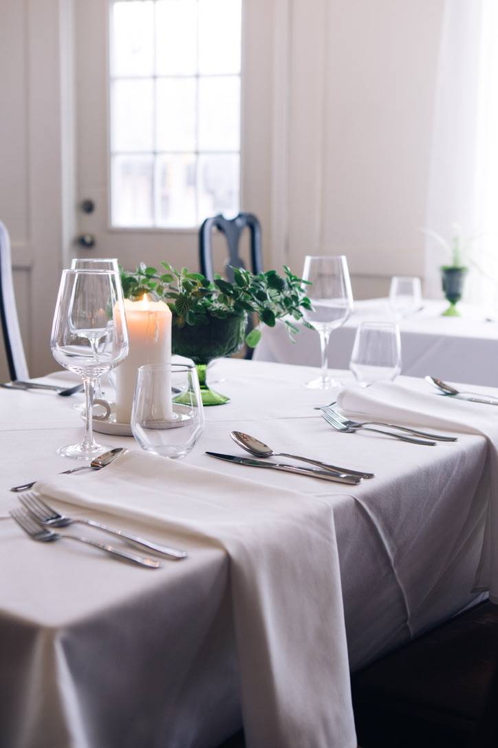 The White House | restaurant | 2900 S Kinnickinnic Ave, Milwaukee, WI 53207, USA | 4148970495 OR +1 414-897-0495