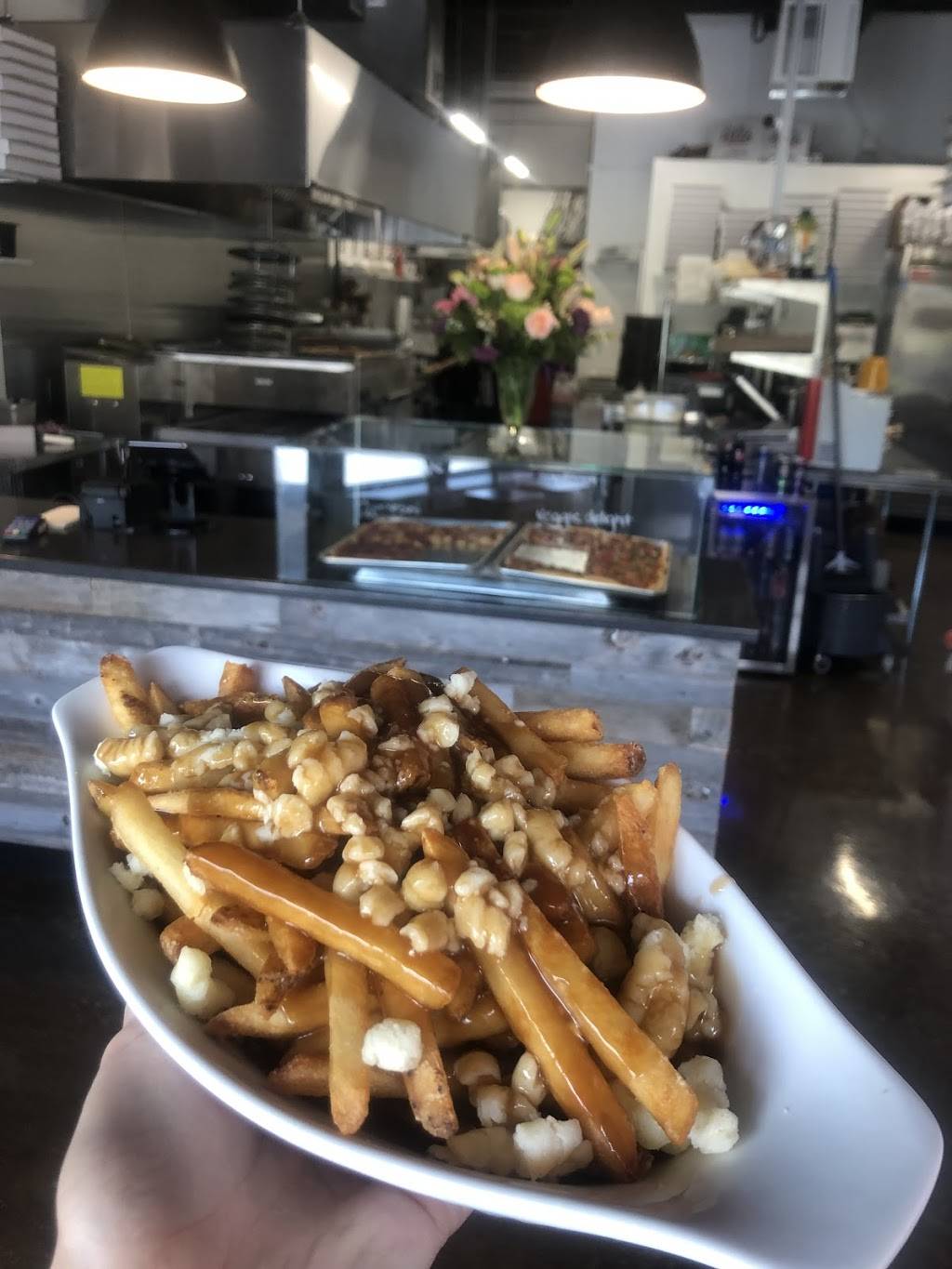 Rollin Pizza - Handcrafted Pizza + Pasta | restaurant | 314 Lake St, St. Catharines, ON L2N 4H4, Canada | 9059389797 OR +1 905-938-9797