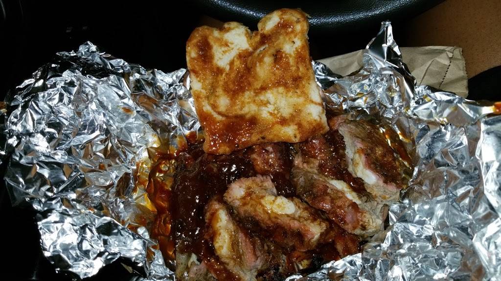 Mama Lucys Home Style Cooking | restaurant | 2201 NW 119th St, Miami, FL 33167, USA | 3056878782 OR +1 305-687-8782