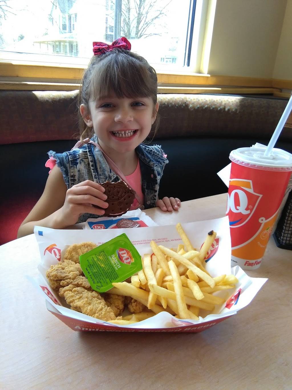 Dairy Queen Grill & Chill | restaurant | 324 W Mazon Ave, Dwight, IL 60420, USA | 8155841118 OR +1 815-584-1118