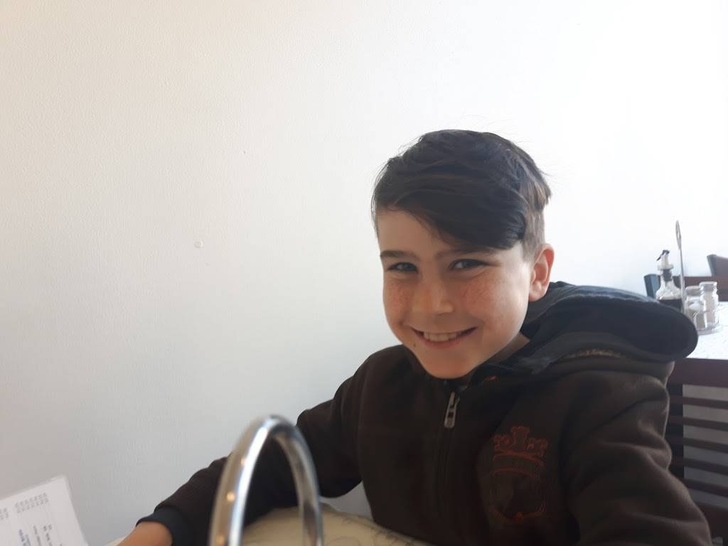 Queenston Fish & Chips | restaurant | 350 Queenston Rd, Hamilton, ON L8K 1H9, Canada | 9055452263 OR +1 905-545-2263