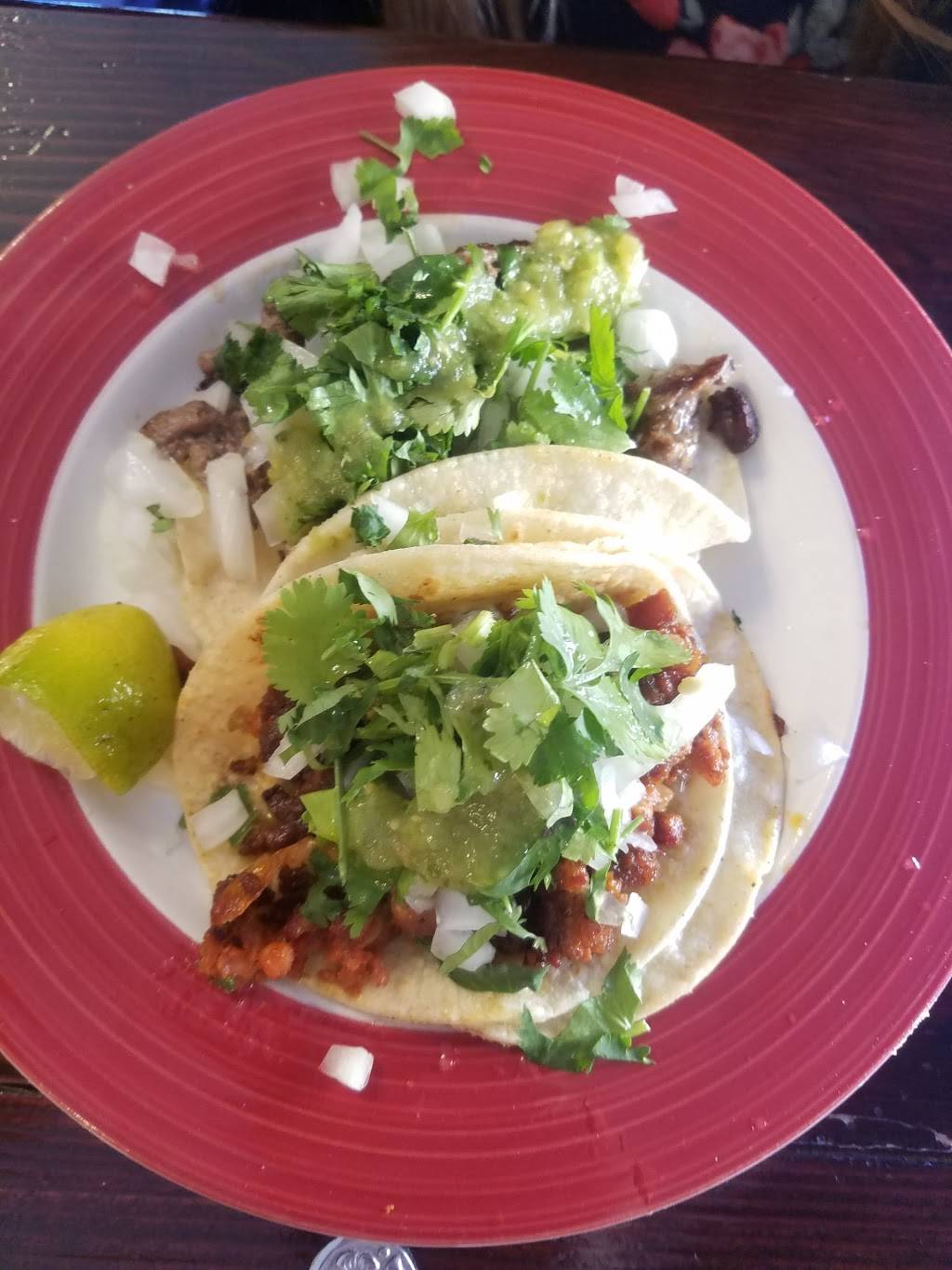 Pupuseria Y Restaurant El Aguila | restaurant | 1536 W San Carlos St, San Jose, CA 95126, USA | 4082923838 OR +1 408-292-3838