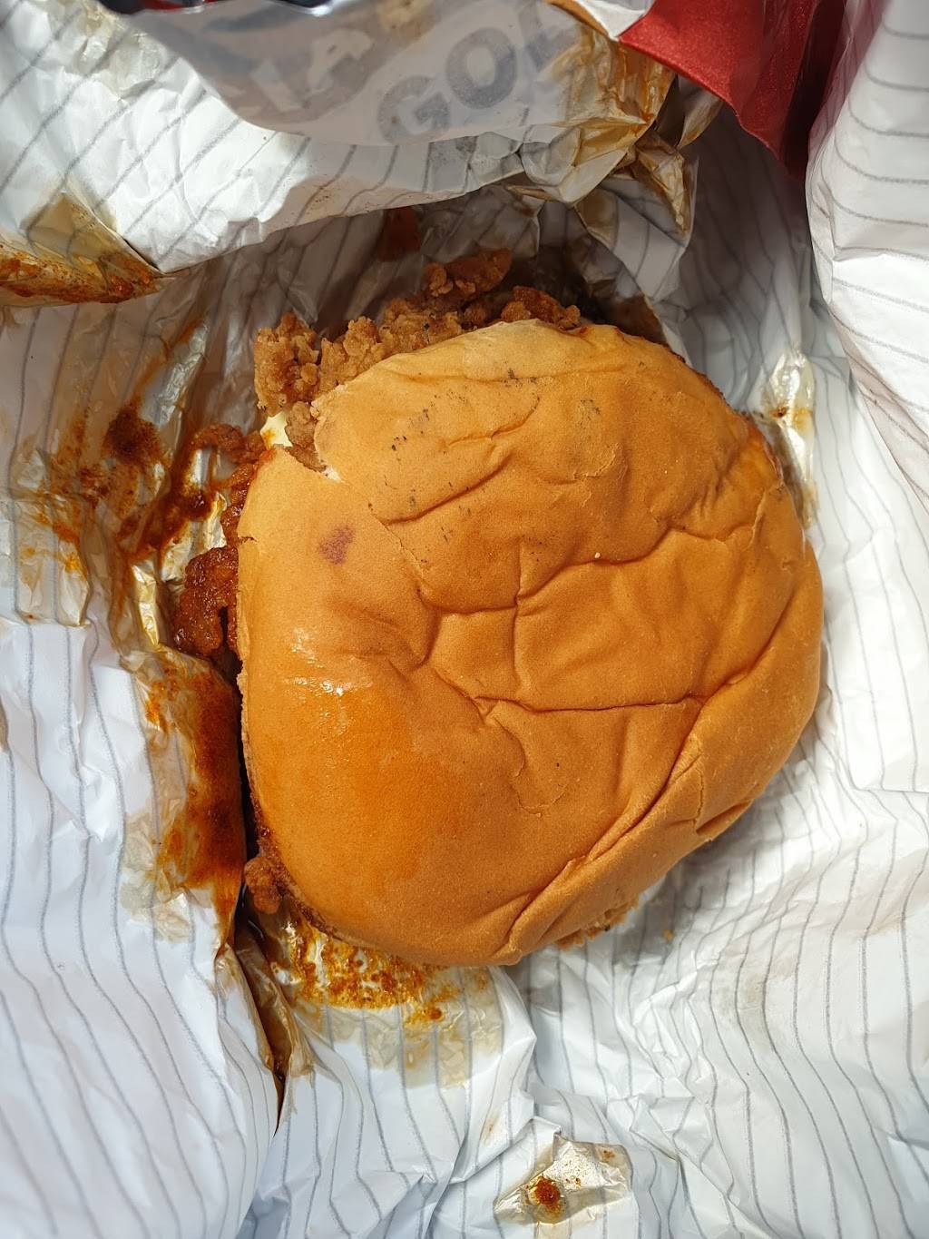 KFC | restaurant | 3945 Red Bank Rd, Cincinnati, OH 45227, USA | 5132711956 OR +1 513-271-1956